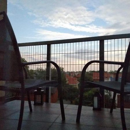 Sunny Penthouse With Roof Gardens Overlooking The Warsaw Palace Of Culture Pruszków Exterior foto